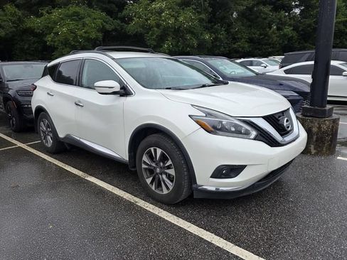 Used 2018 Nissan Murano SV w/ Cargo Package FWD image 1