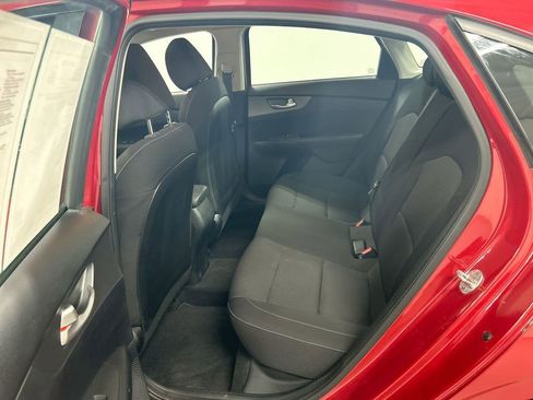 Used 2019 Kia Forte LXS image 19