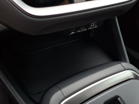 Certified 2025 Subaru Crosstrek 2.0i Premium image 38