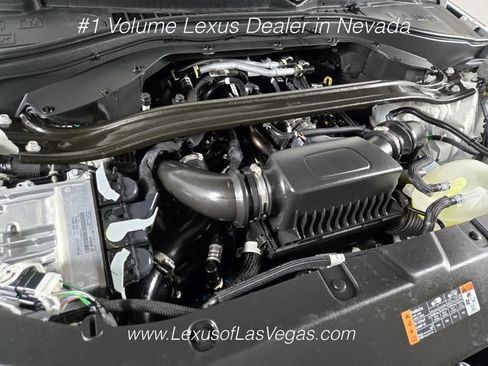 Used 2026 Lincoln Aviator Reserve AWD/4WD image 28