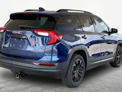 Used 2022 GMC Terrain SLT w/ Elevation Edition AWD/4WD image 5
