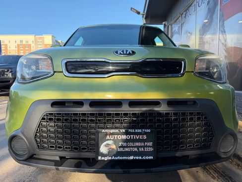 Used 2015 Kia Soul + image 8