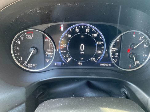 Used 2021 Buick Enclave Avenir w/ Avenir Technology Package FWD image 27