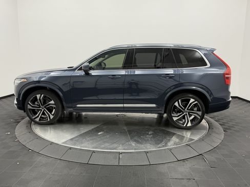 Certified 2024 Volvo XC90 B6 Ultimate AWD/4WD image 4