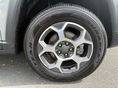 Used 2022 Jeep Compass Trailhawk w/ Trailhawk Elite Group image 35