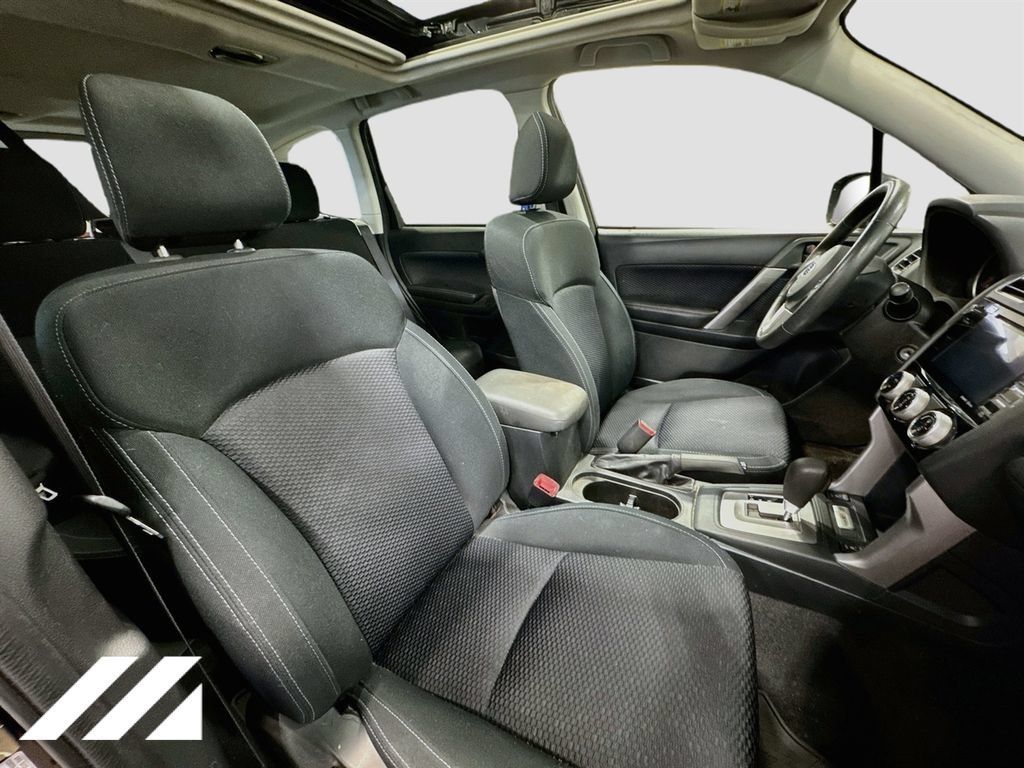 Used 2018 Subaru Forester 2.5i Premium w/ All-Weather Package AWD/4WD image 28