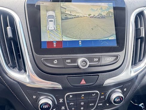 Used 2018 Chevrolet Equinox Premier FWD image 34