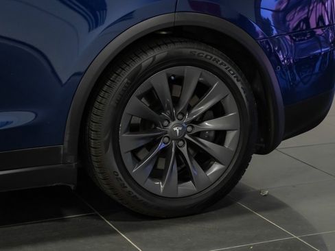 Used 2018 Tesla Model X 75D image 57