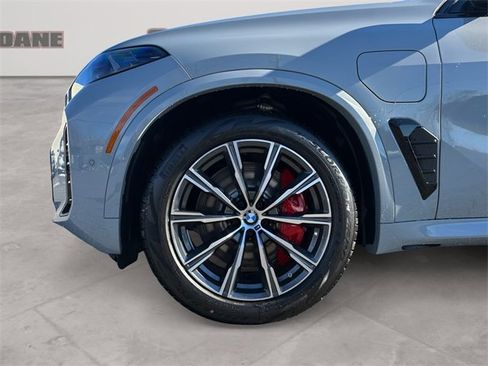 New 2026 BMW X5 xDrive50e w/ M Sport Package image 14
