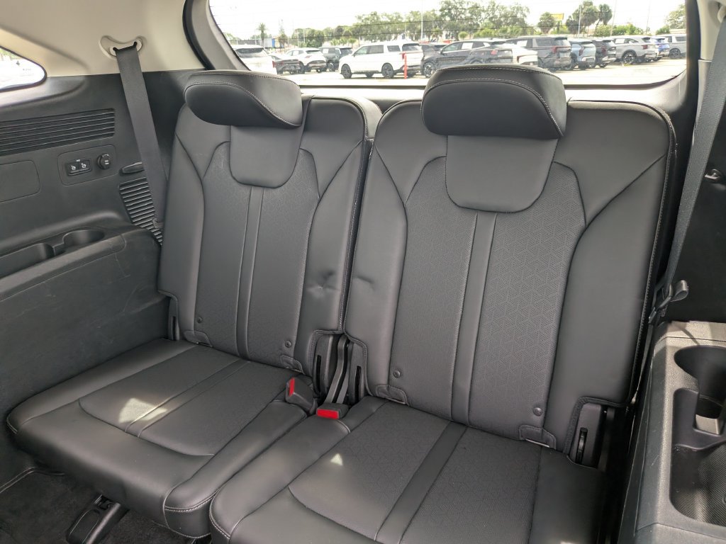 Used 2022 Kia Sorento S w/ Panoramic Sunroof Package FWD image 19