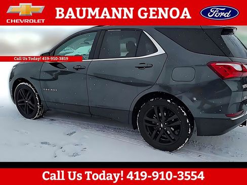 Used 2021 Chevrolet Equinox LT image 2