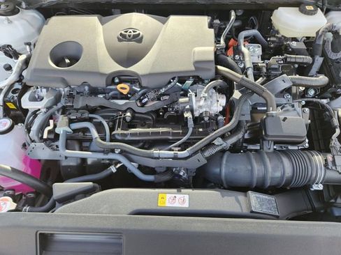 Used 2025 Toyota Camry XSE w/ Premium Plus Package image 35