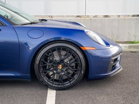 Used 2024 Porsche 911 Carrera GTS image 9