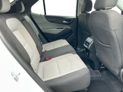 Used 2020 Chevrolet Equinox LT AWD/4WD image 18
