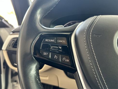 Used 2021 BMW 540i 540i w/ Premium Package image 18