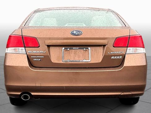 Used 2013 Subaru Legacy 2.5i Premium w/ All-Weather Pkg image 4