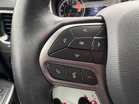Certified 2019 Jeep Cherokee Limited AWD/4WD image 17