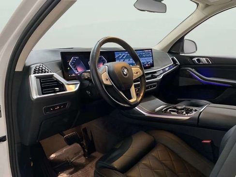 Used 2025 BMW X7 xDrive40i AWD/4WD image 18