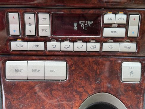 Used 2005 Lincoln Aviator 2WD image 6