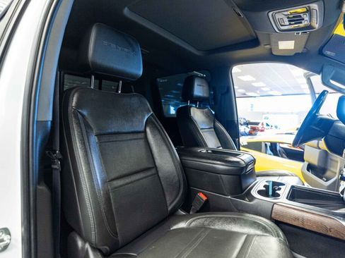 Used 2021 GMC Sierra 2500 Denali w/ Denali Ultimate Package image 16