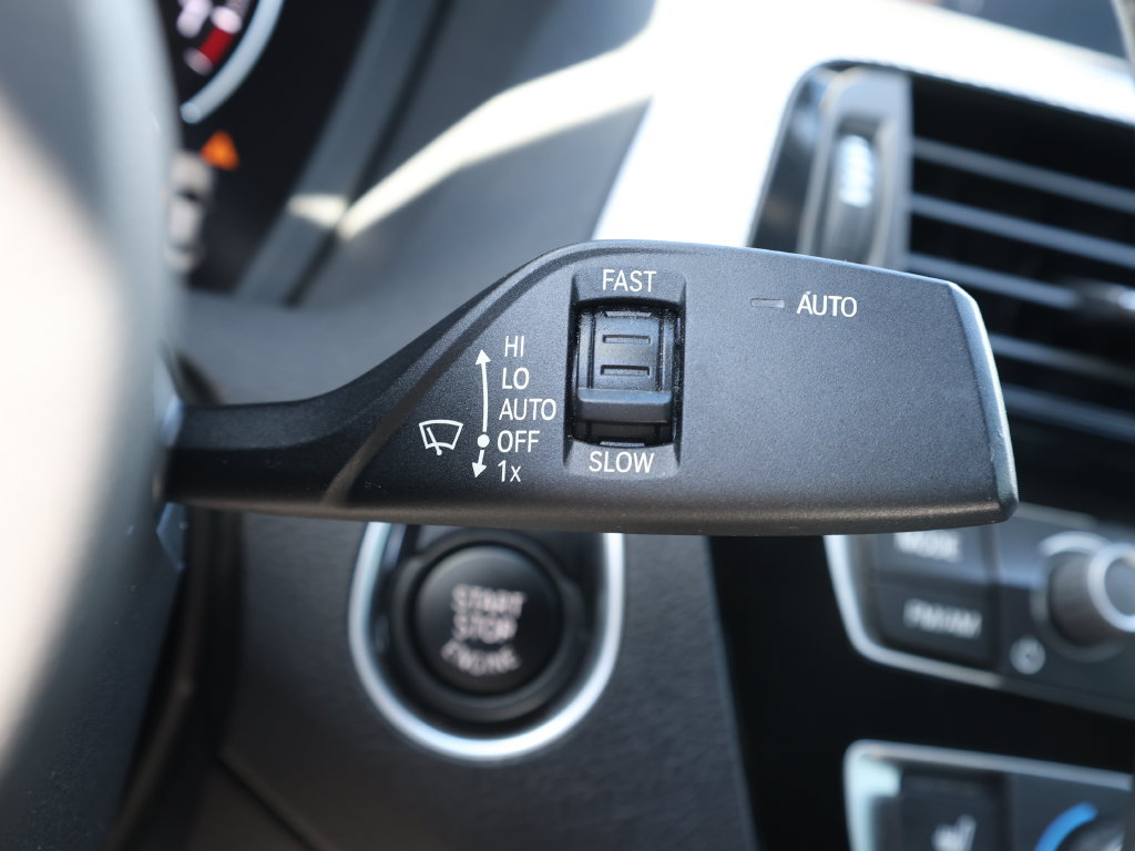 Used 2019 BMW 230i Coupe w/ M Sport Package RWD image 33