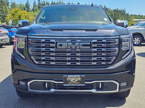 Used 2024 GMC Sierra 1500 Denali Ultimate AWD/4WD image 6