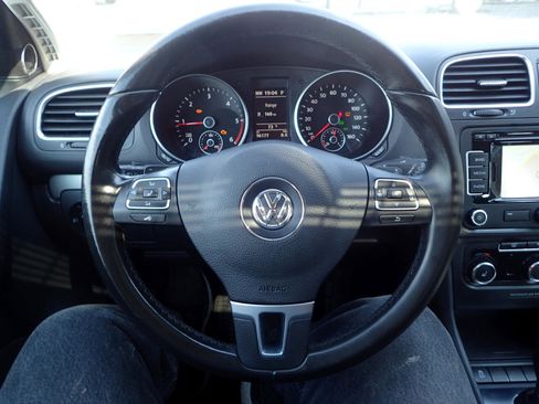 Used 2013 Volkswagen Golf TDI image 15