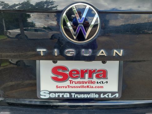 Used 2023 Volkswagen Tiguan SE FWD image 26