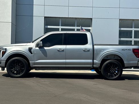 Used 2025 Ford F150 Lariat w/ Equipment Group 501A Mid AWD/4WD image 7