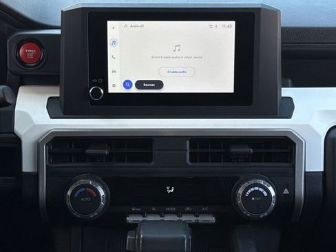 Used 2024 Toyota Tacoma TRD Sport image 16