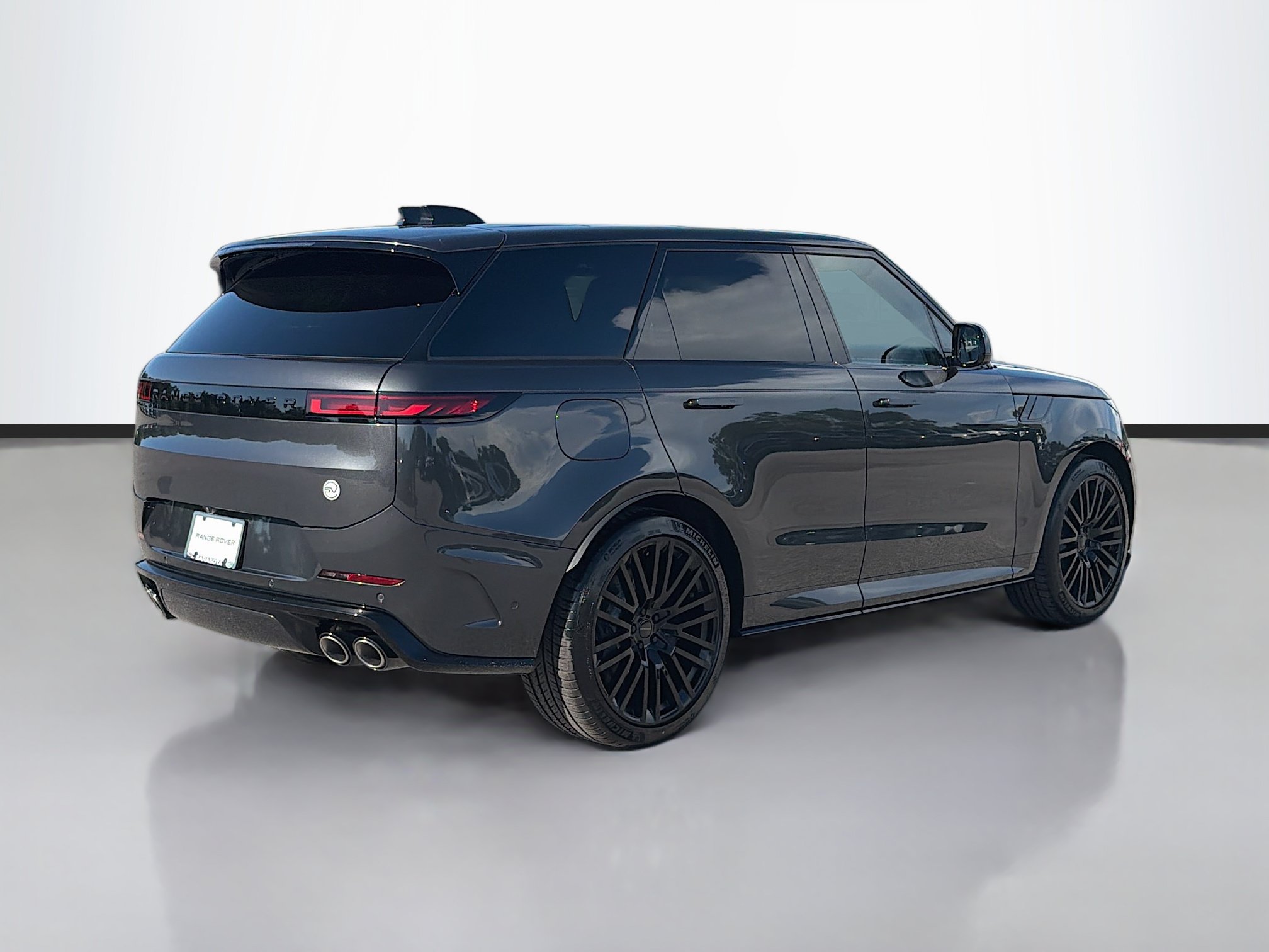 New 2027 Land Rover Range Rover Sport SV AWD/4WD image 5