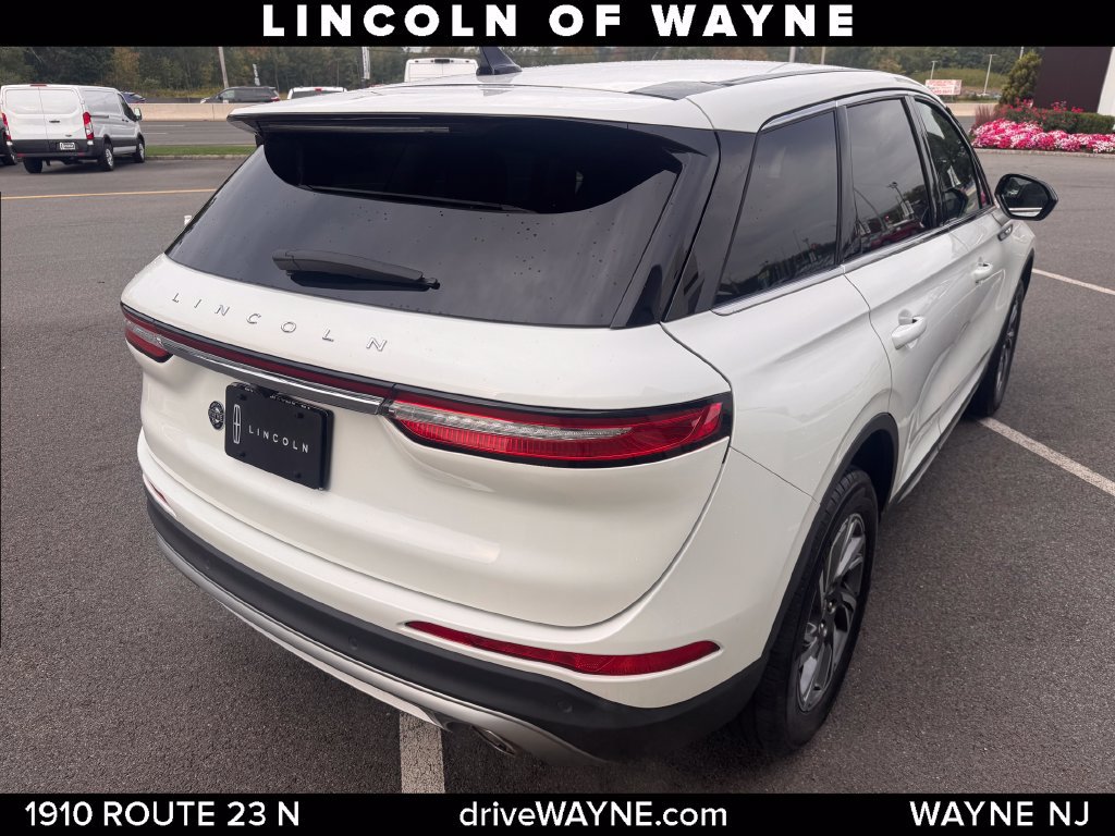 Certified 2024 Lincoln Corsair AWD image 8