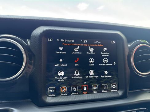 Used 2020 Jeep Wrangler Unlimited Sahara image 27