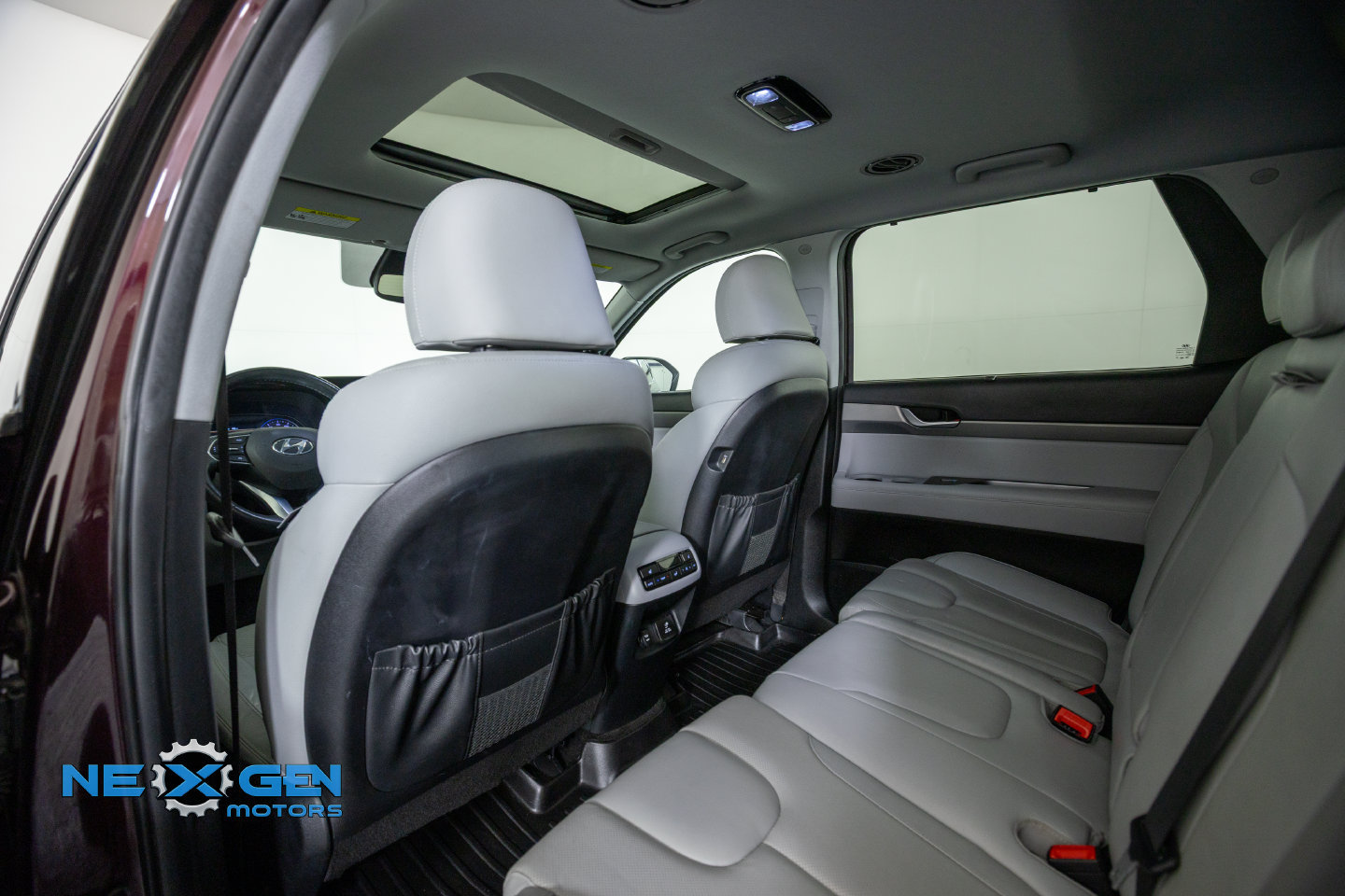 Used 2022 Hyundai Palisade SEL w/ 8P Bench Seat Package AWD/4WD image 27