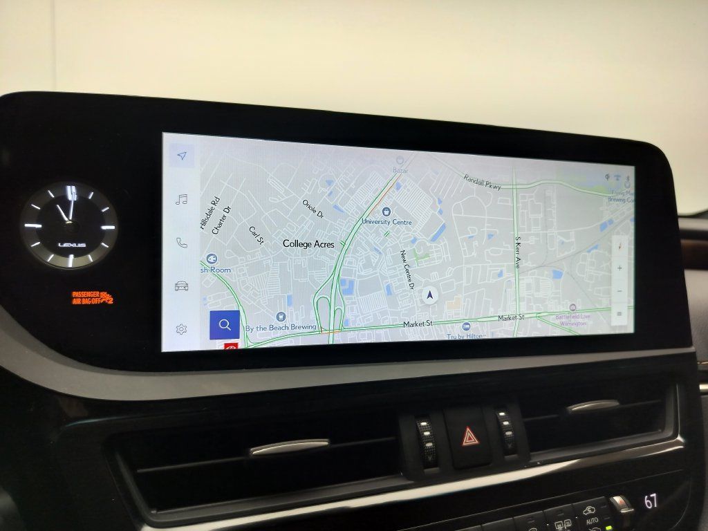 Used 2023 Lexus ES 350 w/ Premium Package FWD image 16