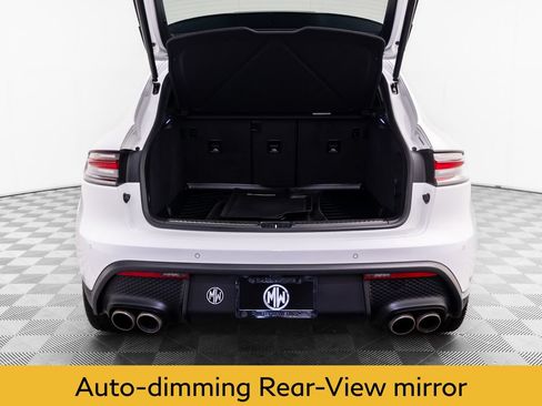 Used 2023 Porsche Macan S AWD/4WD image 31