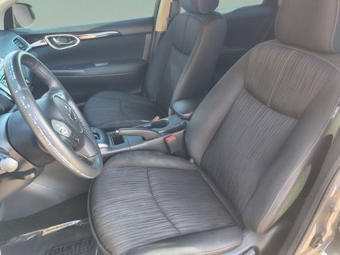 Used 2018 Nissan Sentra SV FWD image 19