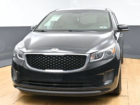 Used 2018 Kia Sedona L FWD image 5