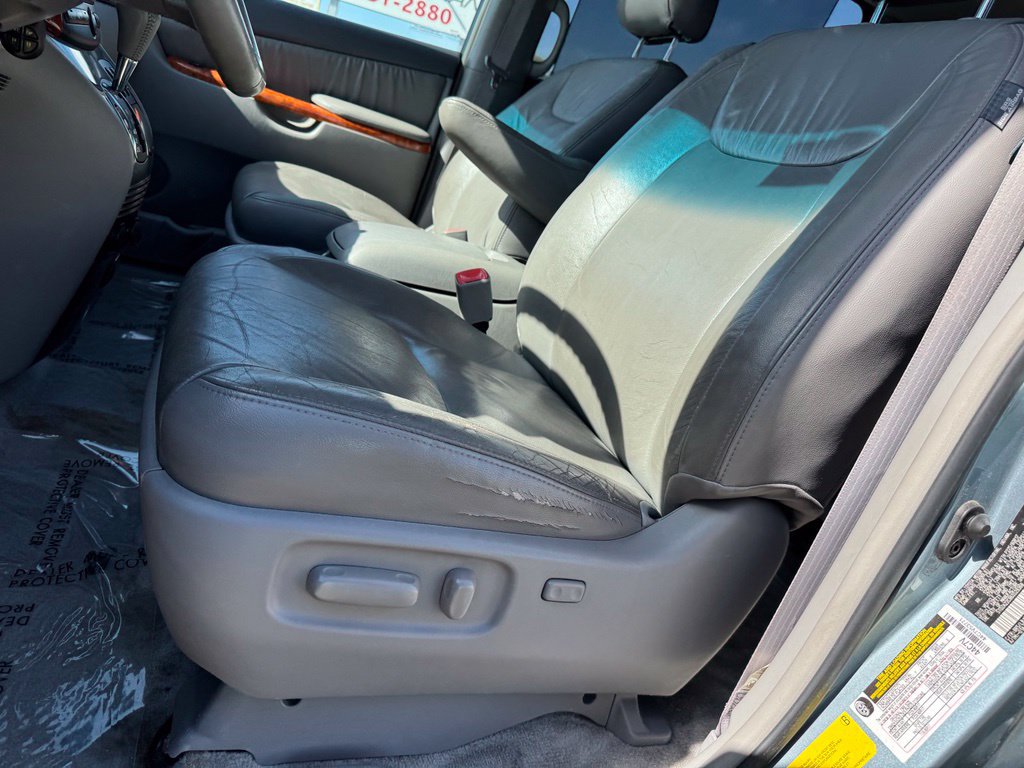 Used 2006 Toyota Sienna XLE w/ XLE Pkg 6 FWD image 5