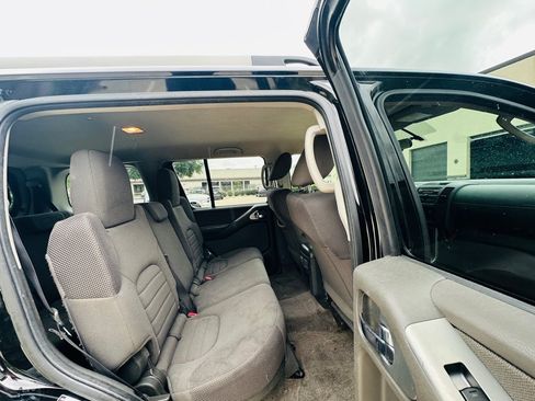 Used 2012 Nissan Pathfinder S RWD image 18