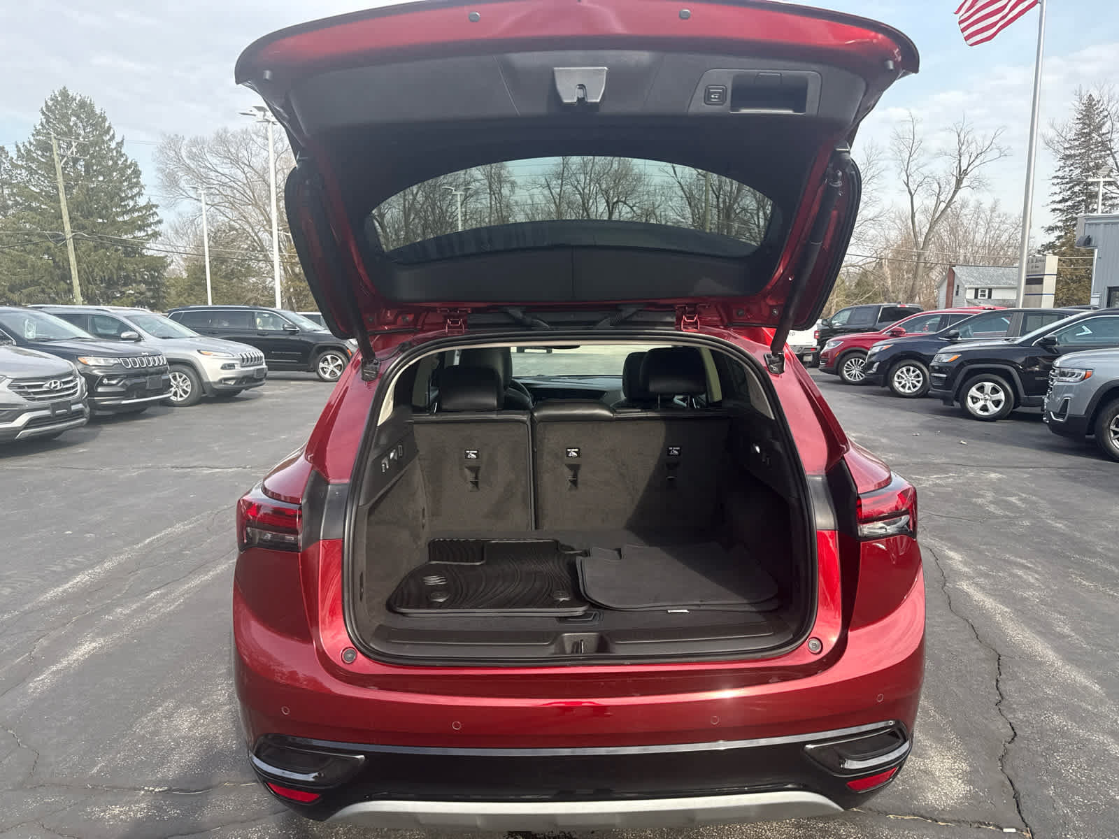 Used 2023 Buick Envision Essence w/ Sport Touring Package AWD/4WD image 15