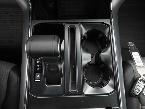 New 2025 Ford F150 Lariat w/ Equipment Group 502A High image 39