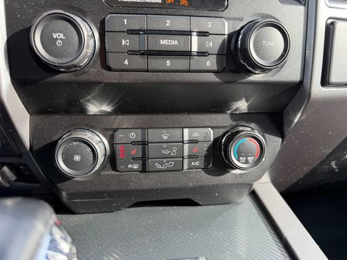 Used 2019 Ford F150 XLT w/ Equipment Group 302A Luxury image 12