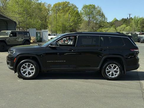 Used 2021 Jeep Grand Cherokee L Limited w/ MOPAR Finishing Package image 10