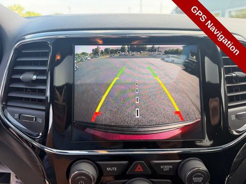 Used 2020 Jeep Grand Cherokee Altitude AWD/4WD image 25