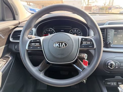 Used 2020 Kia Sorento L image 29