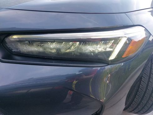 Used 2025 Honda Civic Sport image 28