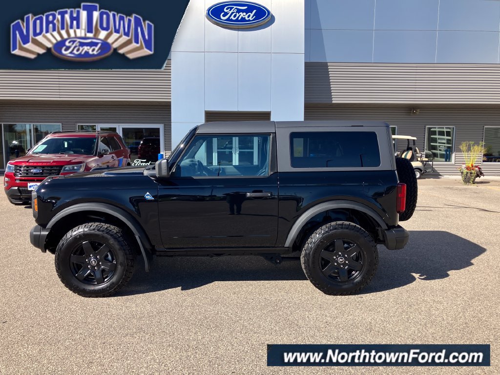 Used 2024 Ford Bronco Black Diamond AWD/4WD image 1