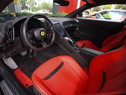 Certified 2022 Ferrari Roma image 32
