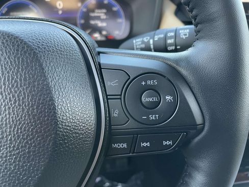 Used 2025 Toyota RAV4 Limited w/ Advanced Technology Package image 29